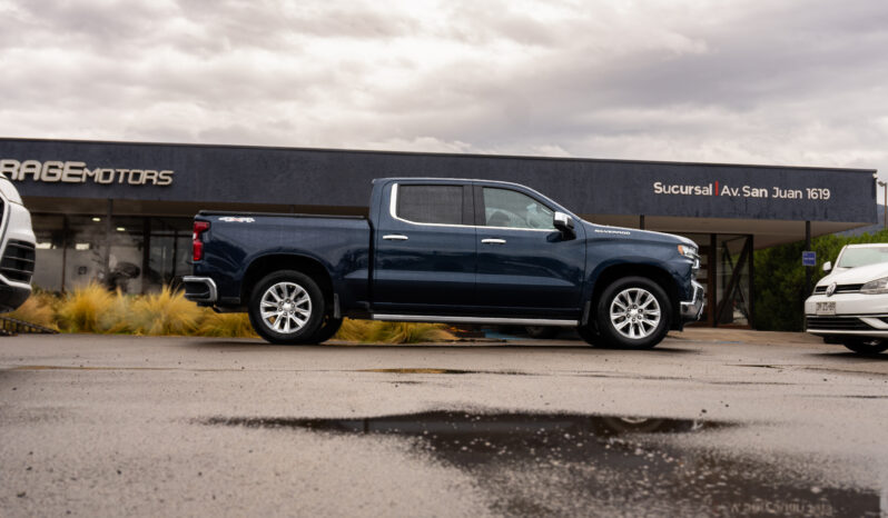 
								Chevrolet Silverado LTZ 2022 full									