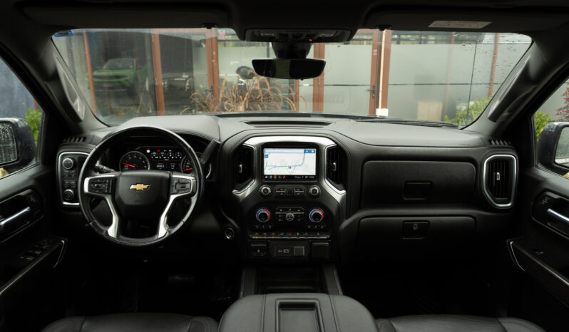 
								Chevrolet Silverado LTZ 2022 full									