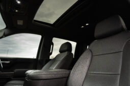 
										Chevrolet Silverado LTZ 2022 full									