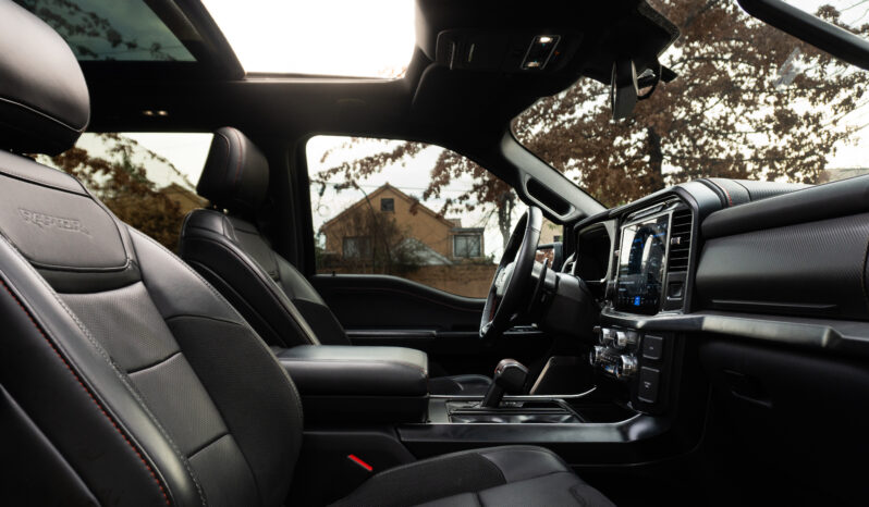 
								Ford F-150 Raptor 2025 full									