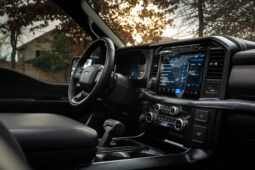 
										Ford F-150 Raptor 2025 full									