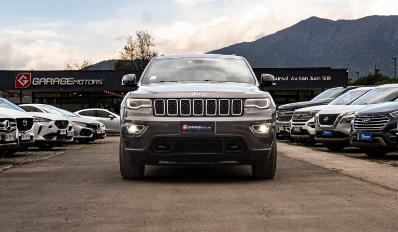 
								Jeep Grand Cherokee Laredo 2020 full									