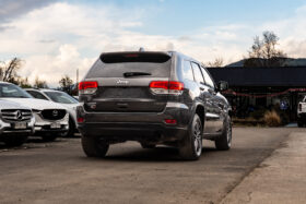 Jeep Grand Cherokee Laredo 2020