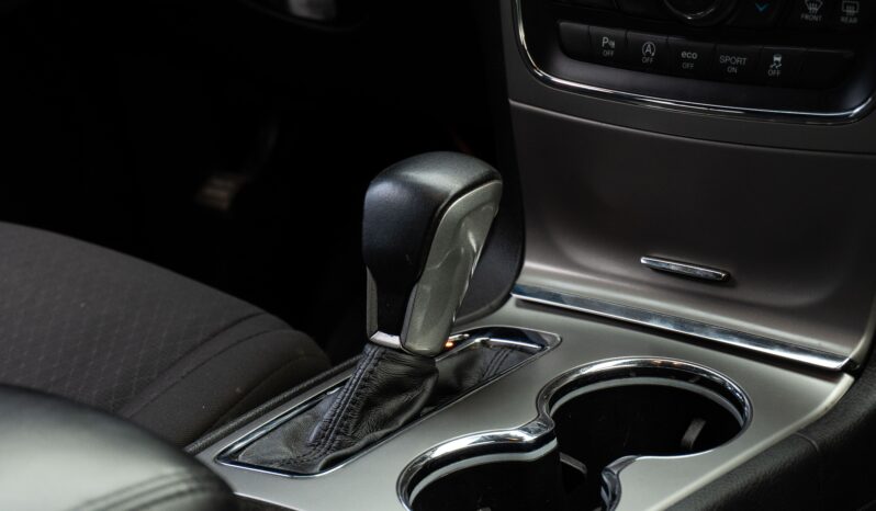 
								Jeep Grand Cherokee Laredo 2020 full									