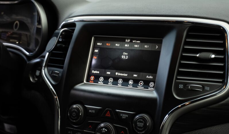 
								Jeep Grand Cherokee Laredo 2020 full									