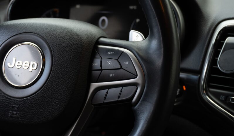 
								Jeep Grand Cherokee Laredo 2020 full									