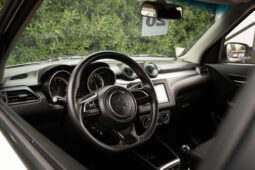 
										2022 Suzuki Swift 1.5 GL MT 5P full									
