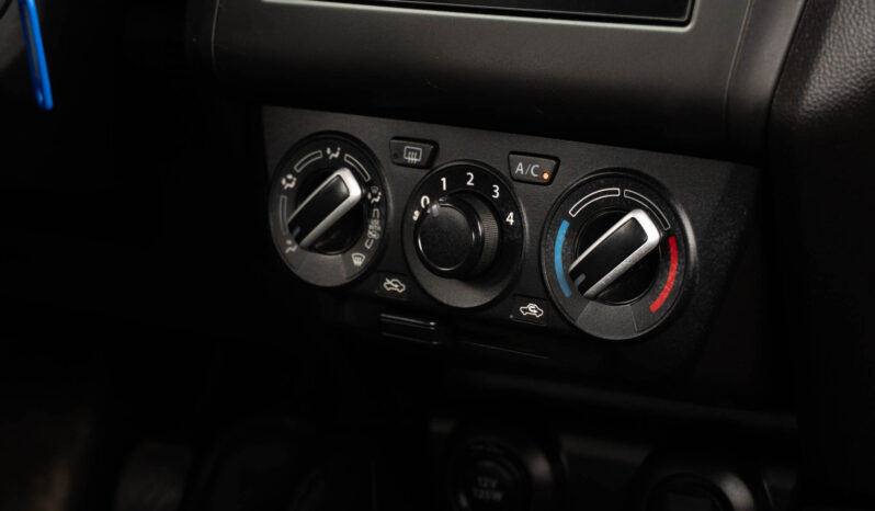 
								2022 Suzuki Swift 1.5 GL MT 5P full									