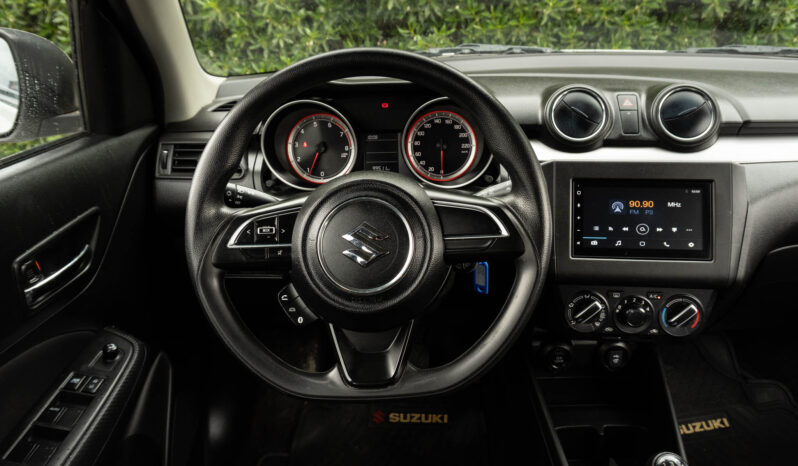 
								2022 Suzuki Swift 1.5 GL MT 5P full									