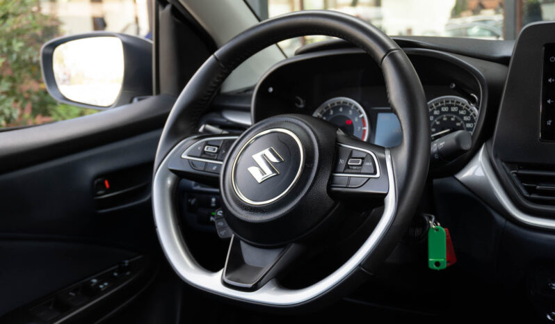 
								2025 Suzuki Baleno 1.5 GLS MT 5P full									