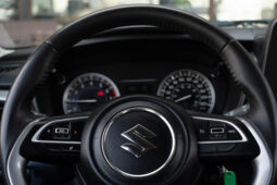 
										2025 Suzuki Baleno 1.5 GLS MT 5P full									